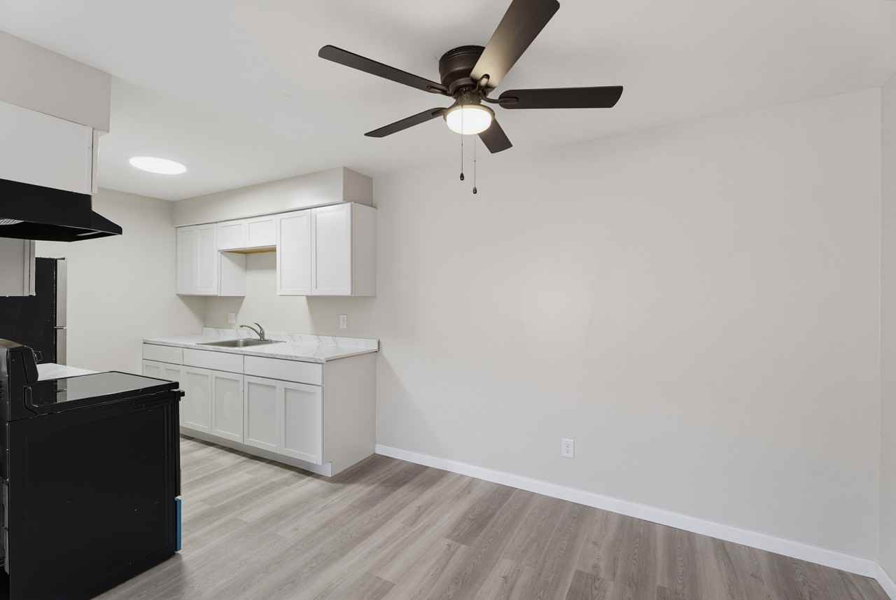 19087 Bentler Street - Photo 7 of 15