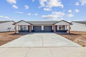 featured image of 917 Arrow Head St
