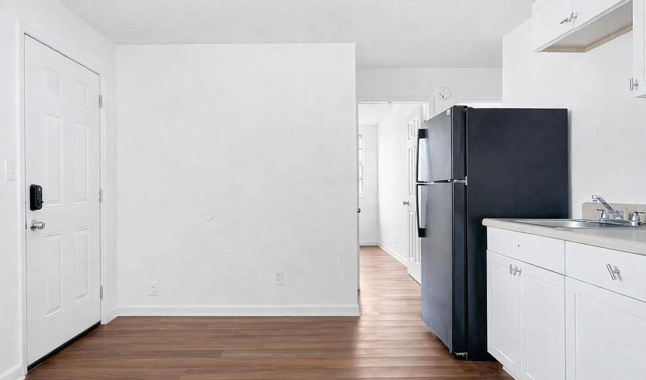 1534 Morgan Street - Photo 3 of 7