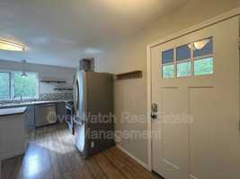 featured image of 6121 De Armoun Rd