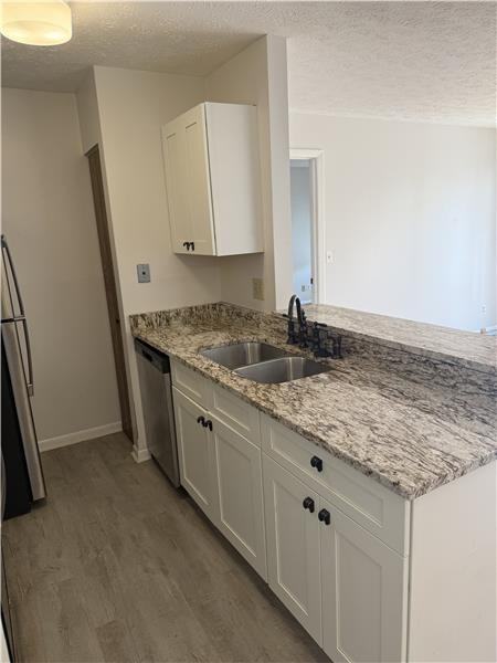 18 Woodland Hills Dr #6 - Photo 3 of 10