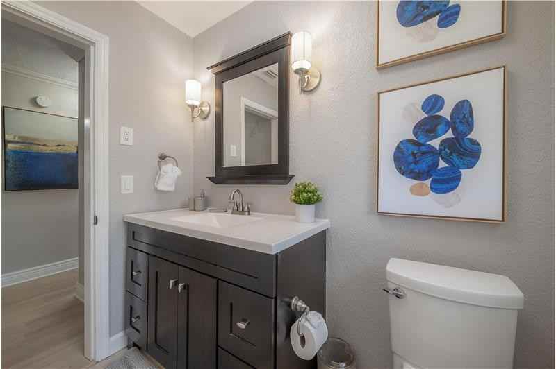 2916 W Collins St - Photo 7 of 13