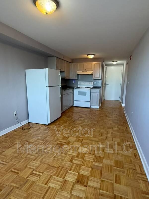 1349 Dixwell Ave - Photo 2 of 10