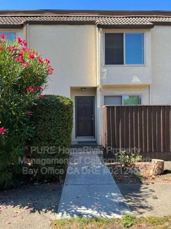 1813 Primavera Dr - Photo 2 of 50
