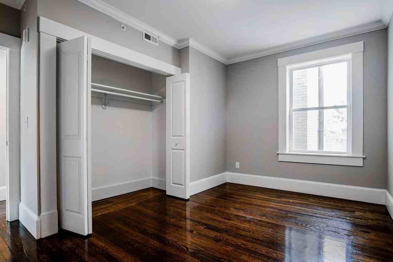 59 Strathmore Rd - Photo 2 of 7