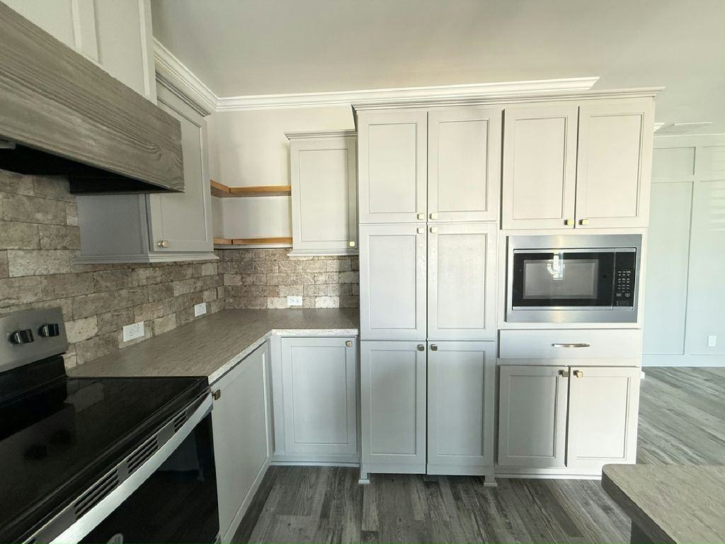 205 S Utrecht St - Photo 3 of 36