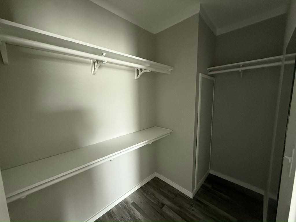205 S Utrecht St - Photo 7 of 36