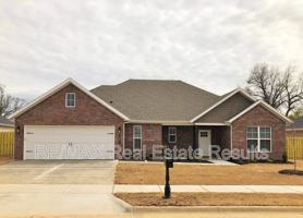 featured image of 1713 Tracey Rd