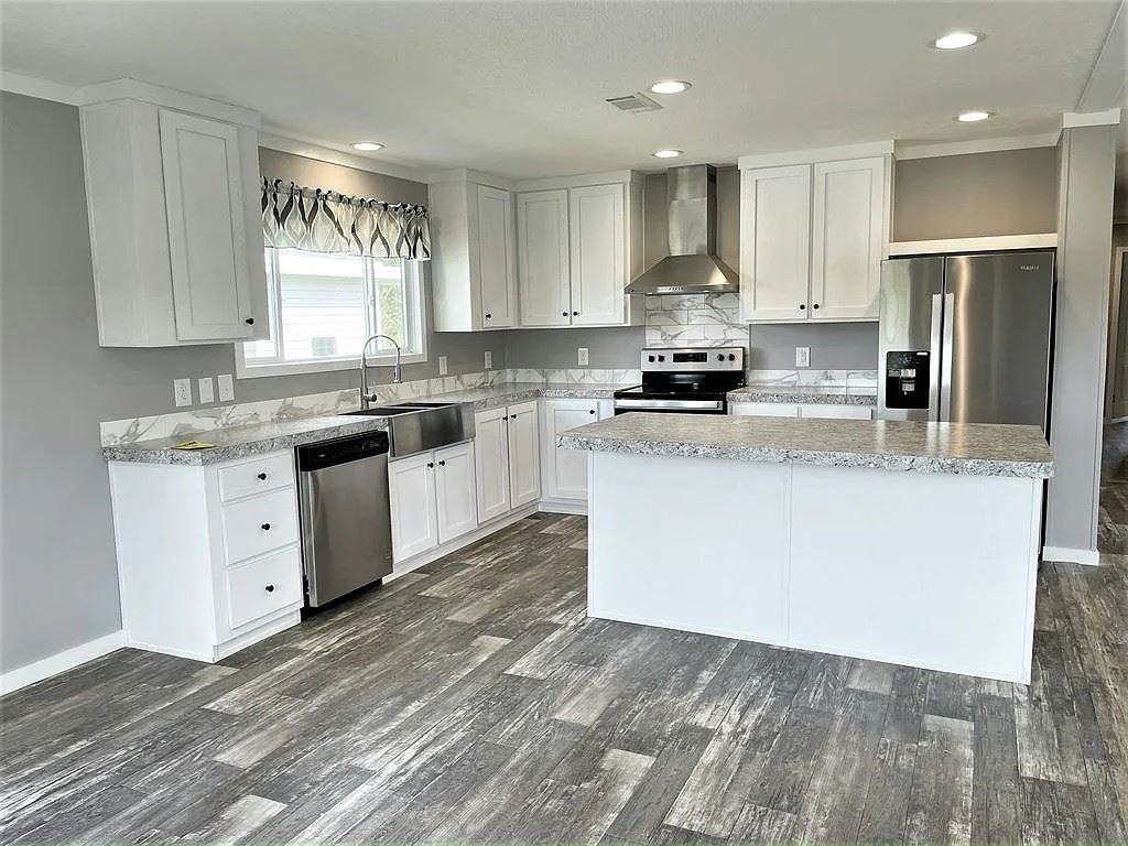 3175 Sw 108th St - Photo 3 of 35