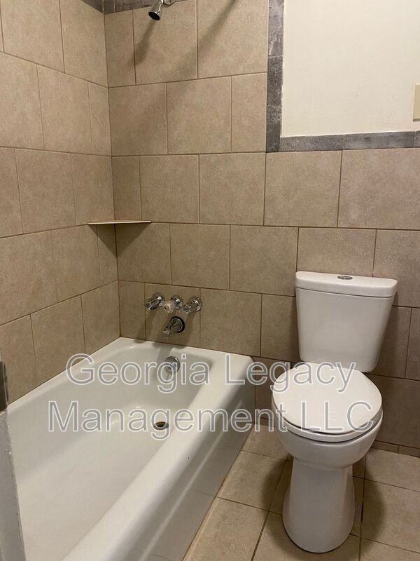 272 Lawrenceville St #B2 - Photo 2 of 7