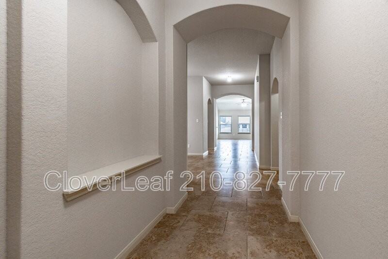 4411 Loring Park - Photo 6 of 37