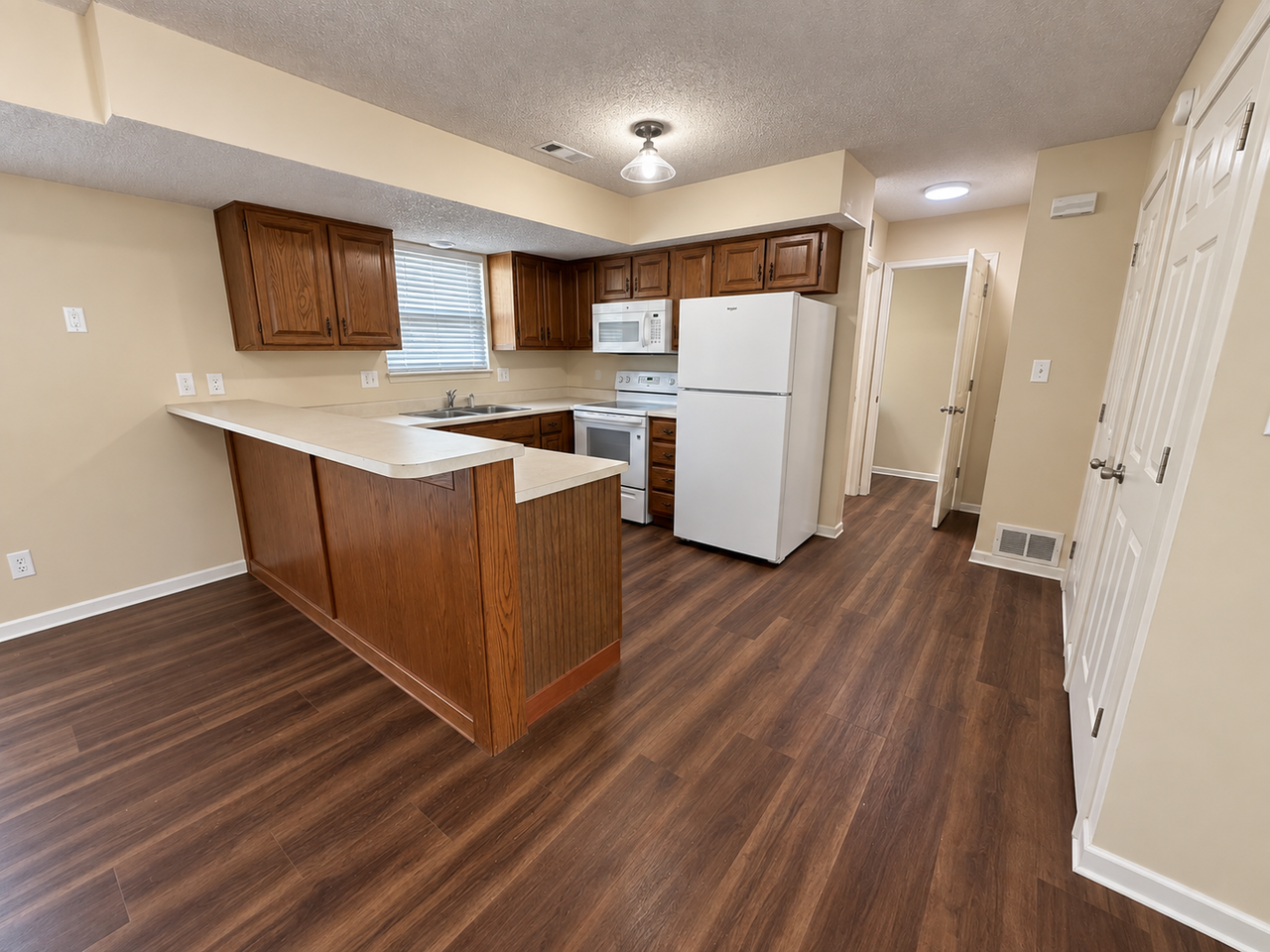 3600 Hermitage Rd - Photo 7 of 30