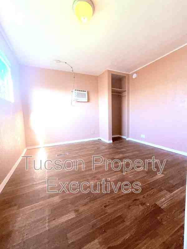3425 E Benson Hwy - Photo 4 of 12