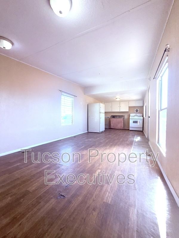 3425 E Benson Hwy - Photo 5 of 12