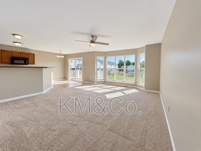 491 Flowering Magnolia Dr - Photo 2 of 18
