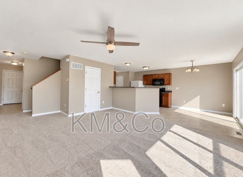 491 Flowering Magnolia Dr - Photo 3 of 18