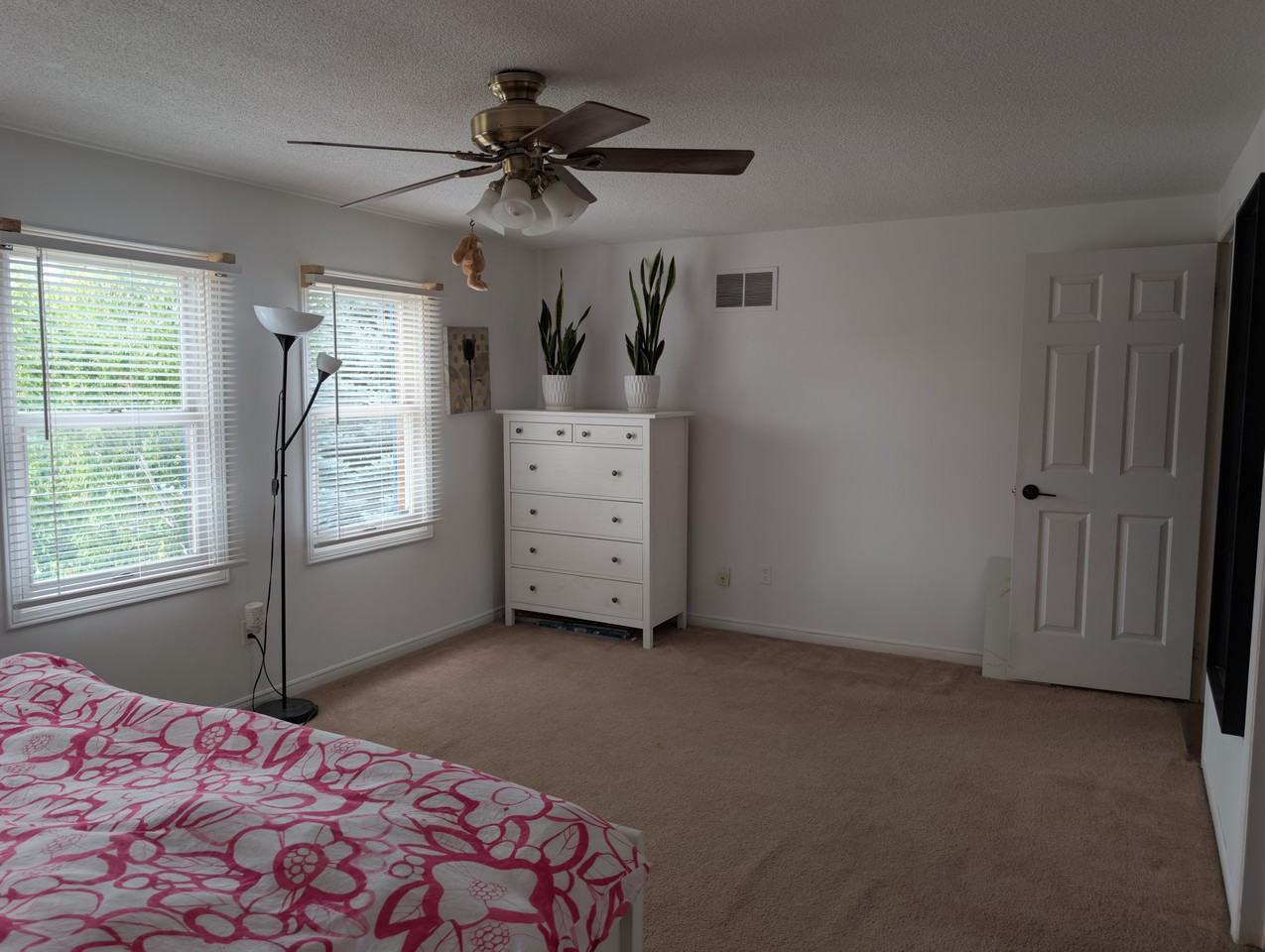 3194 Renton Road - Photo 2 of 17