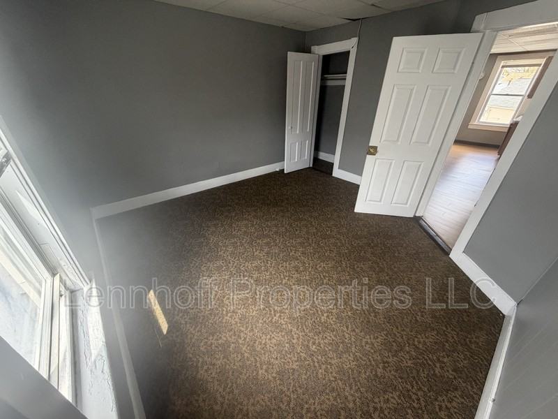 82 Gershom Ave - Photo 2 of 8