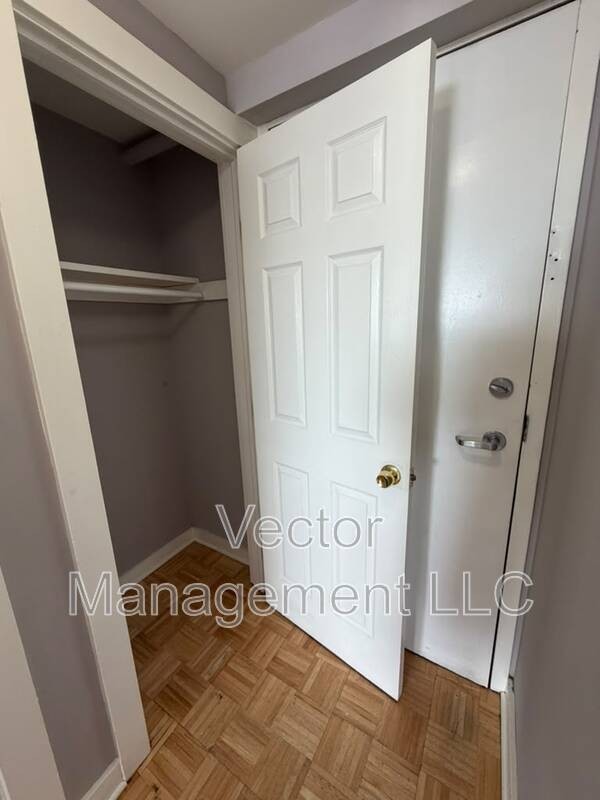 1349 Dixwell Ave - Photo 7 of 11