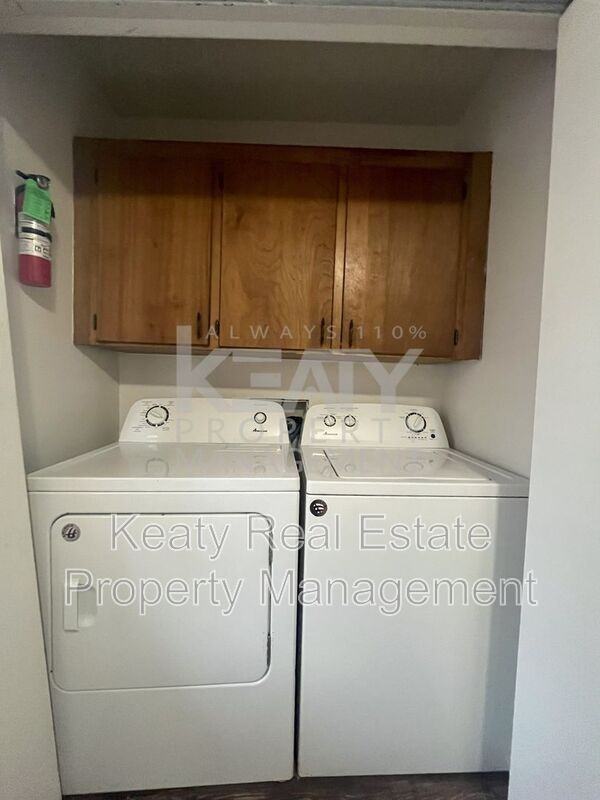 125 Country Ln - Photo 5 of 11