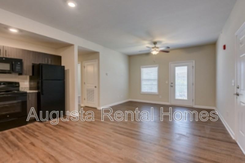 2507 Otter Run - Photo 4 of 20