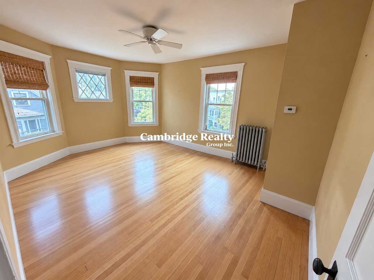 11 Holly Ave #3 - Photo 5 of 12