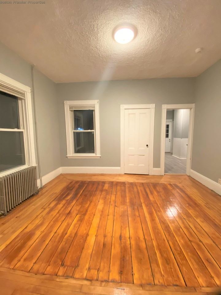 Beach St #4 - Photo 5 of 20