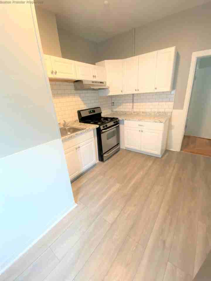 Beach St #4 - Photo 7 of 20
