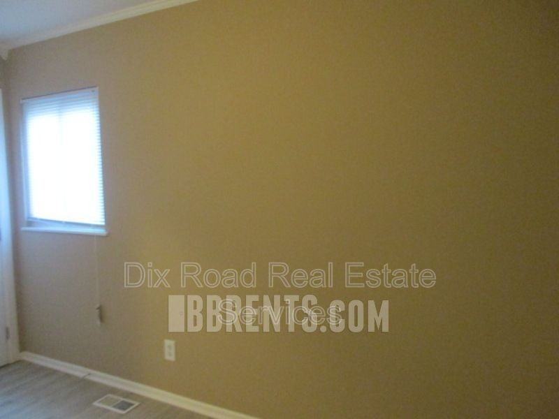530 Unger Ave - Photo 4 of 16