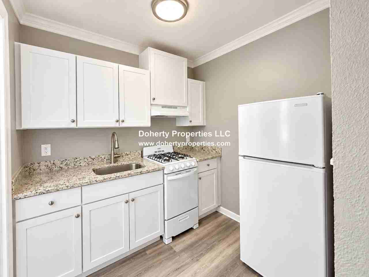 21 Hurd St #2 - Photo 3 of 6