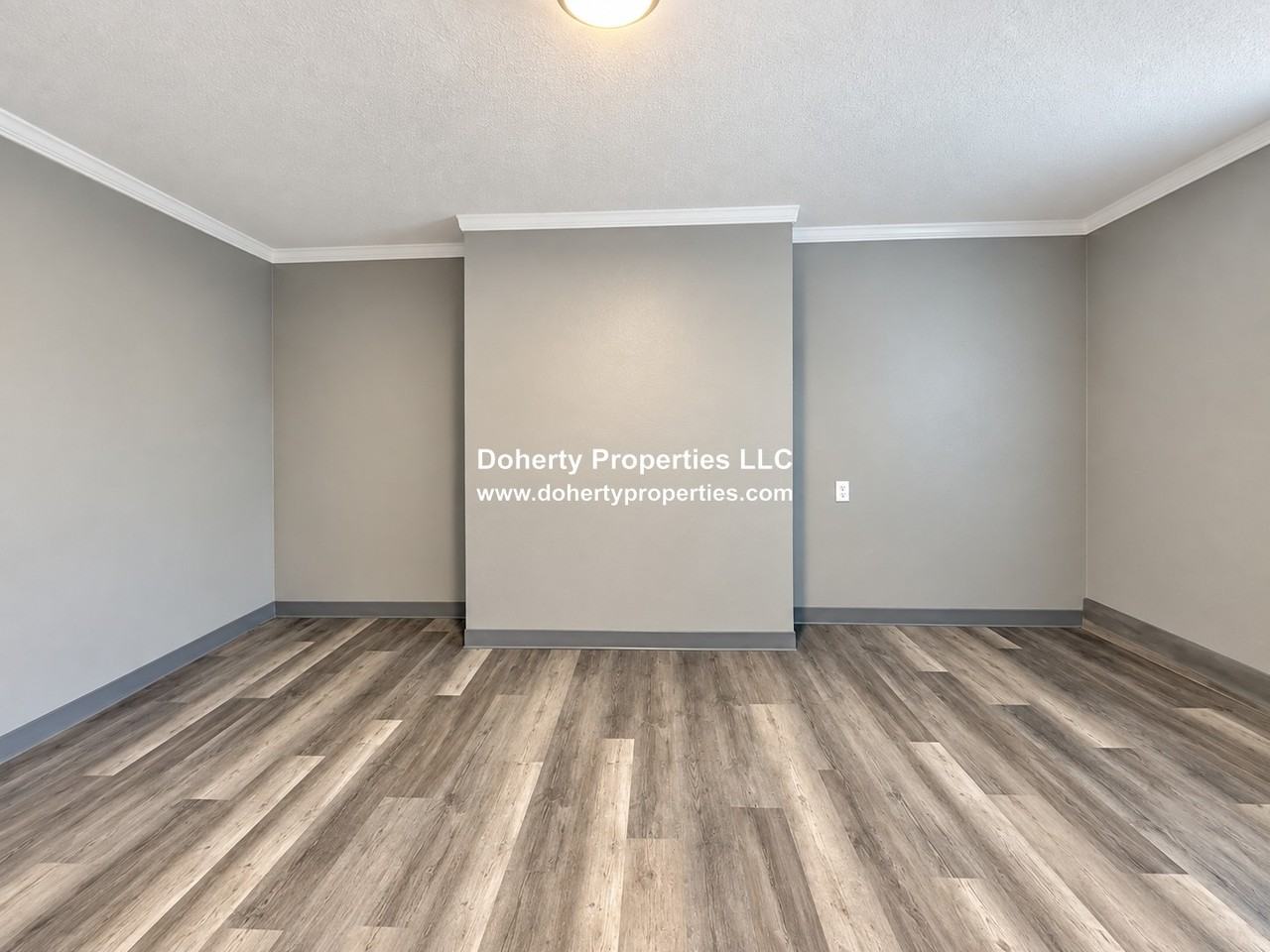 21 Hurd St #2 - Photo 4 of 6