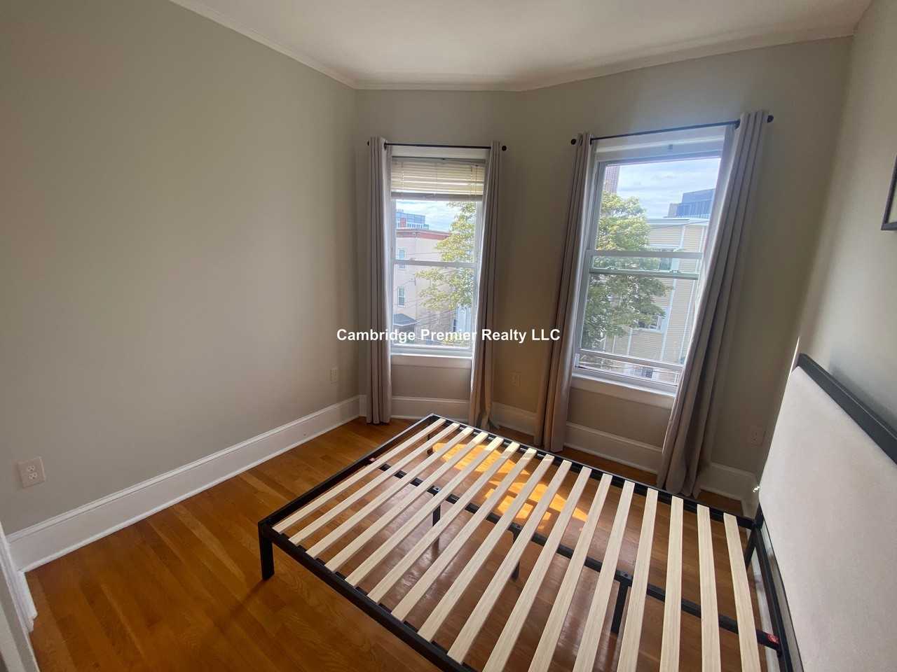 Rossmore St. & Somerville Ave #3 - Photo 6 of 18