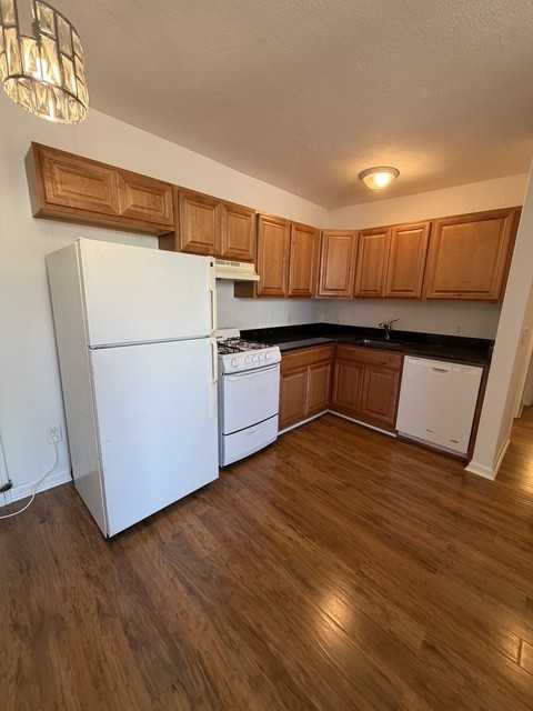 148 Endicott St #9