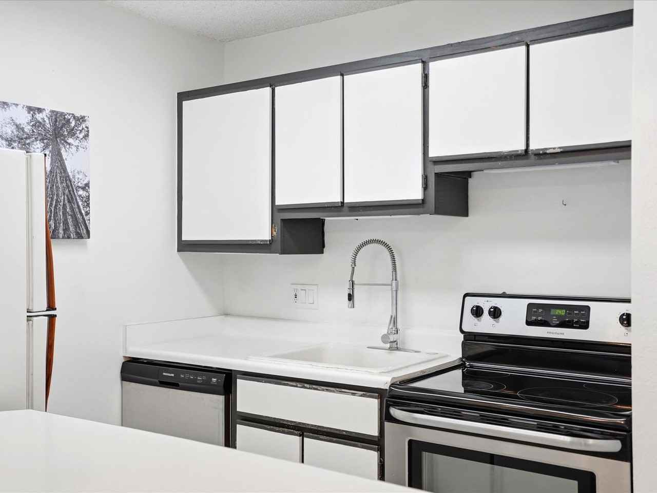3250 Oneal Cir #L27 - Photo 4 of 18