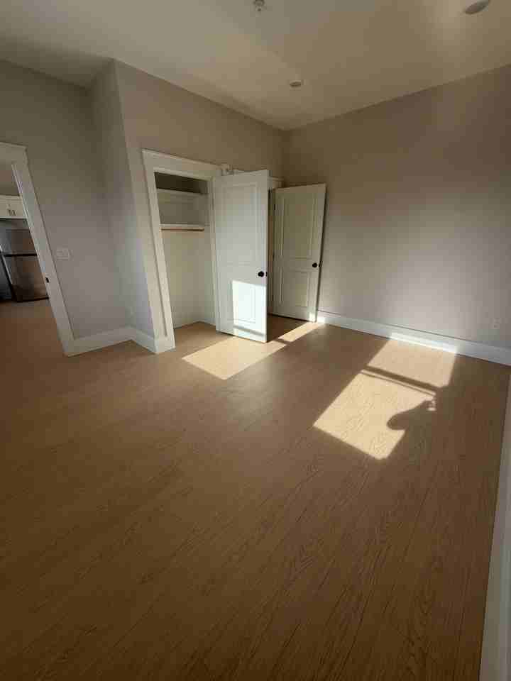 311 street #204 - Photo 5 of 14