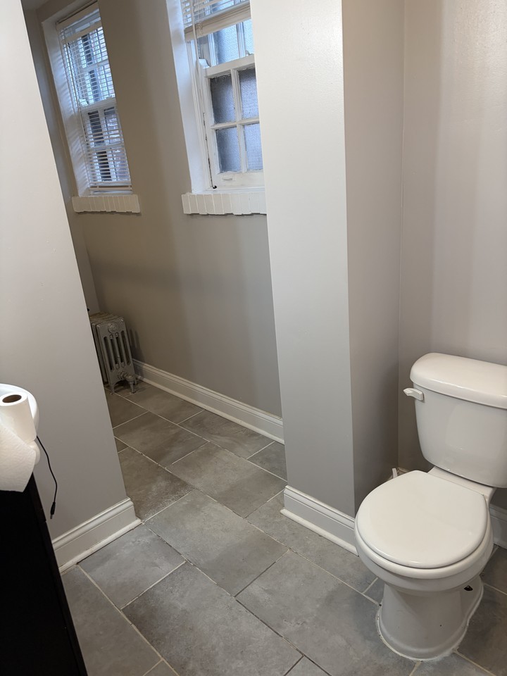 2559 Flossmoor Road #101 - Photo 5 of 13
