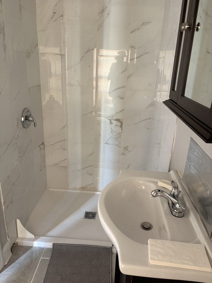 2559 Flossmoor Road #101 - Photo 6 of 13