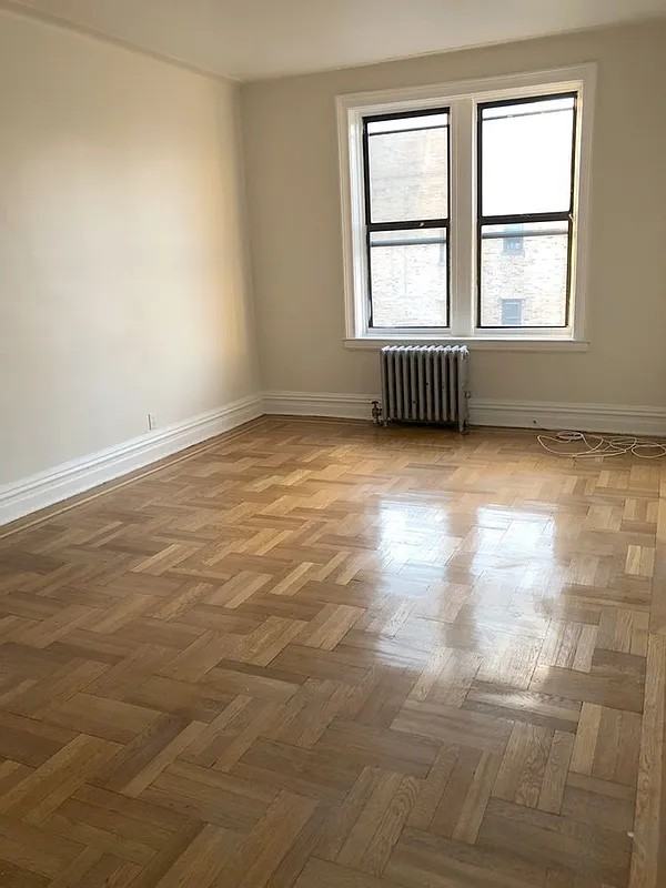 37-06 81st Street #6G - Photo 3 of 5