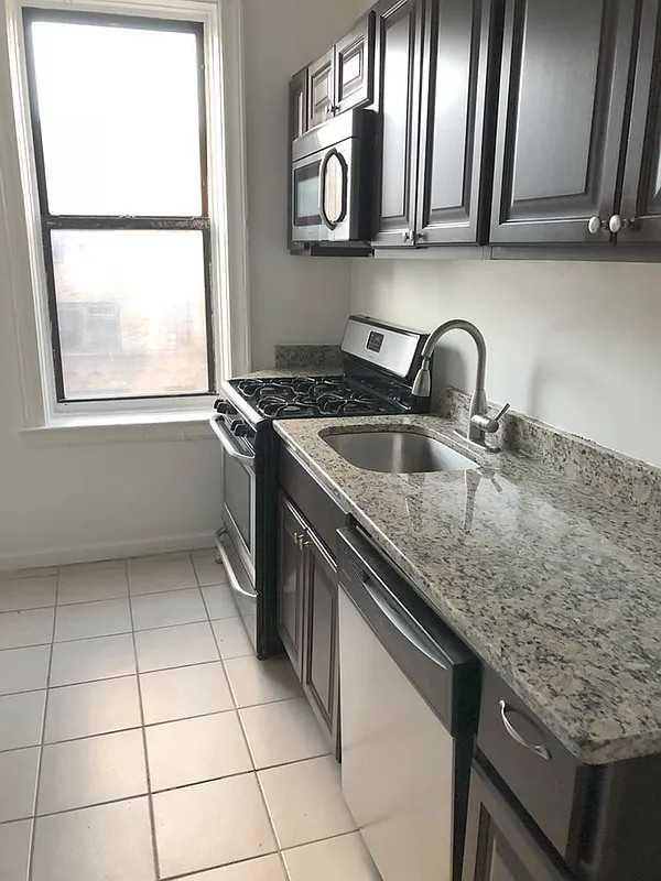 37-06 81st Street #6G - Photo 4 of 5