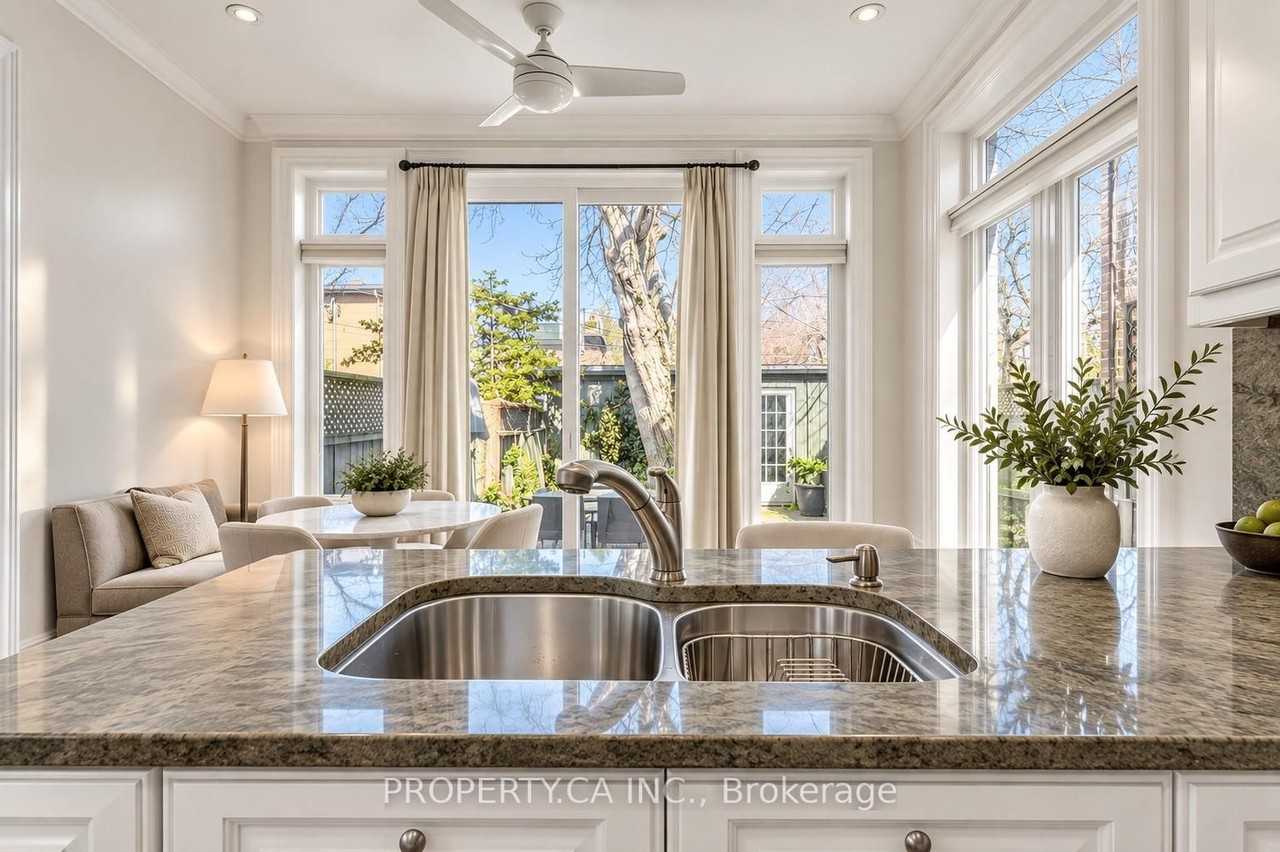 90 Willcocks Street - Photo 7 of 23