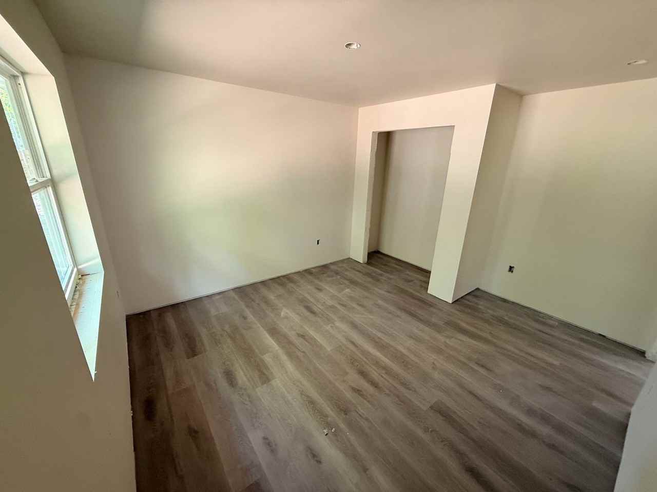 1340 24th Ave S - Photo 6 of 8