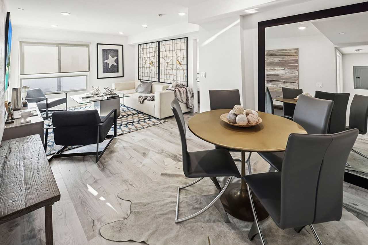 PREMIER WESTWOOD - Photo 6 of 17