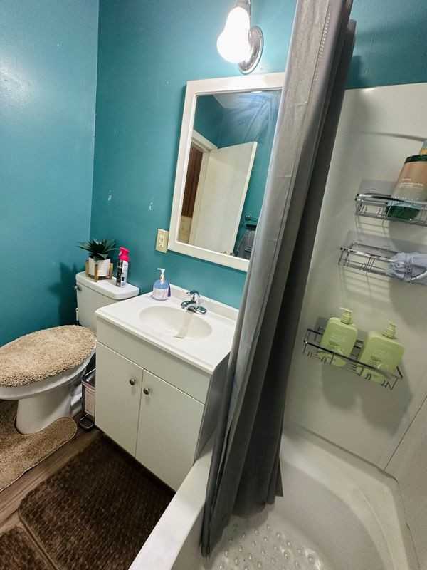 1126 Court St ##2 - Photo 4 of 40