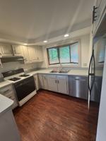 featured image of 194 Mechanic St