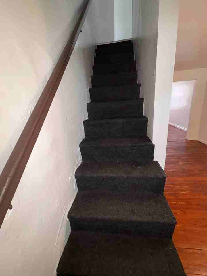 239 S Queen St - Photo 5 of 12
