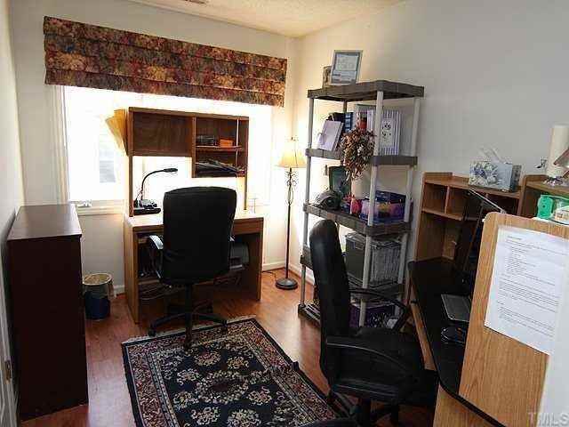 4210 Pin Oak Dr - Photo 6 of 12