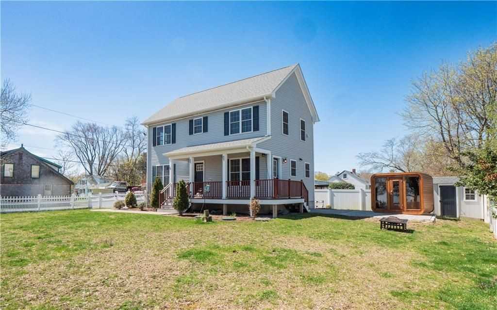 94 Narragansett St - Photo 4 of 50