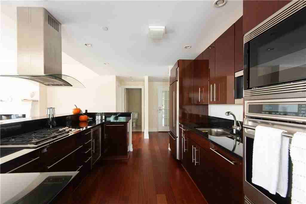 1 Tower Dr ##306 - Photo 6 of 29