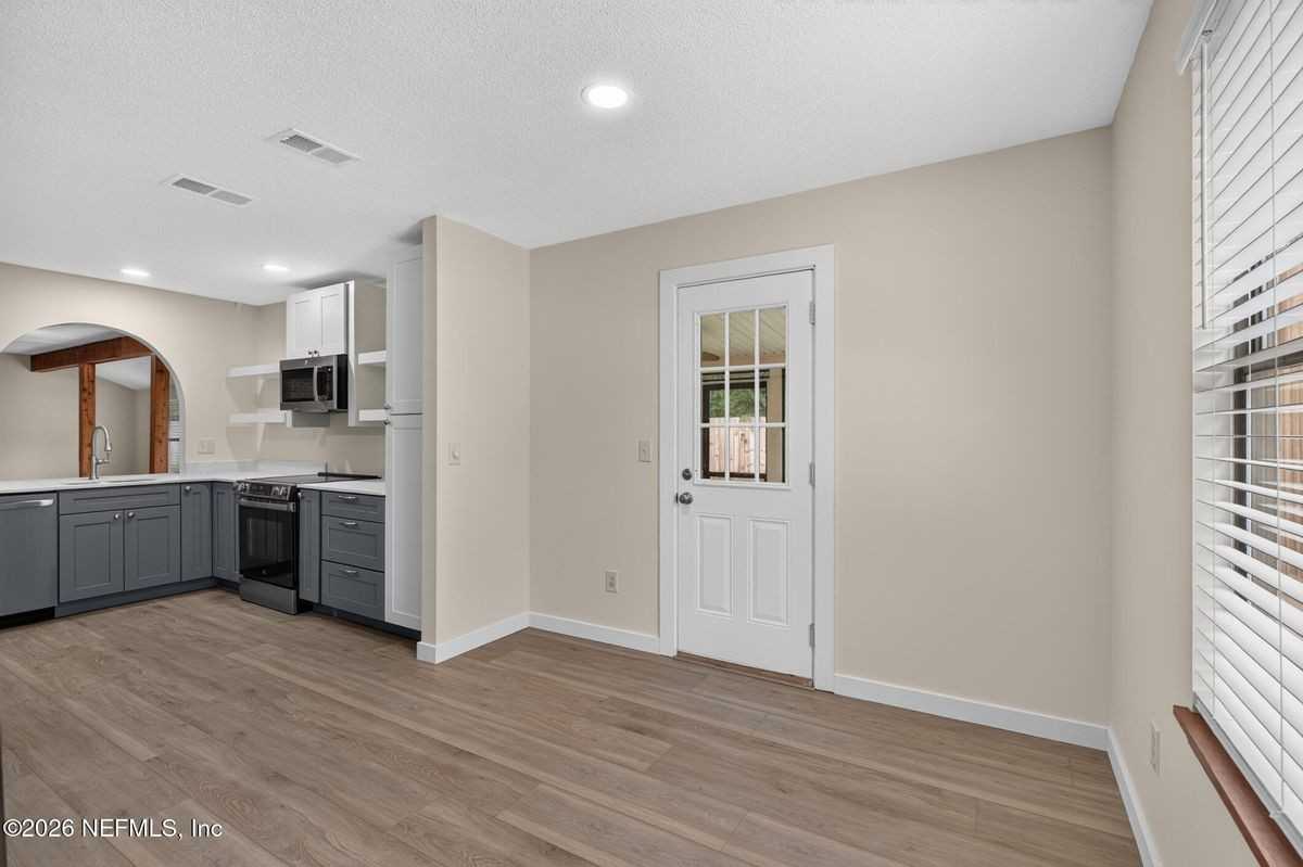 4063 Julington Creek Rd - Photo 7 of 22