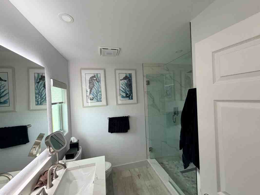 17721 Broadway Ave - Photo 3 of 48